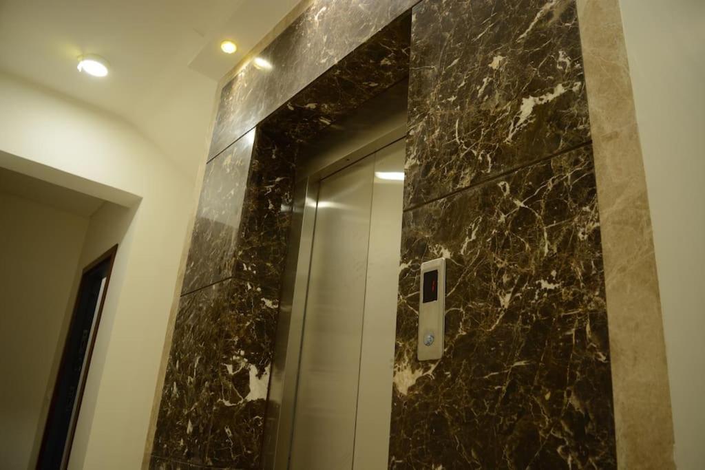 Apartment White Palace Served 22 Cairo